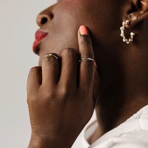 Jillian’s Mini-Heart White Gold Diamond Ring size 6, Paris Jewellers